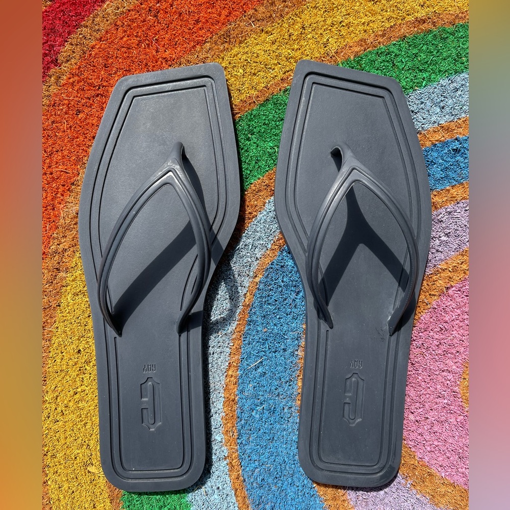 Carlotha Ray square toe flip flops